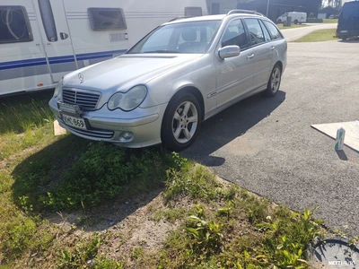Mercedes-Benz C 2006, photo 1/4