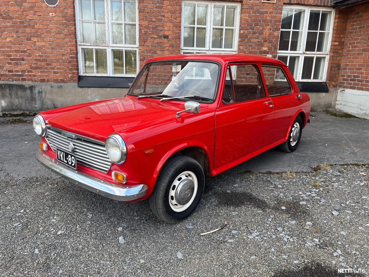 Morris 1300