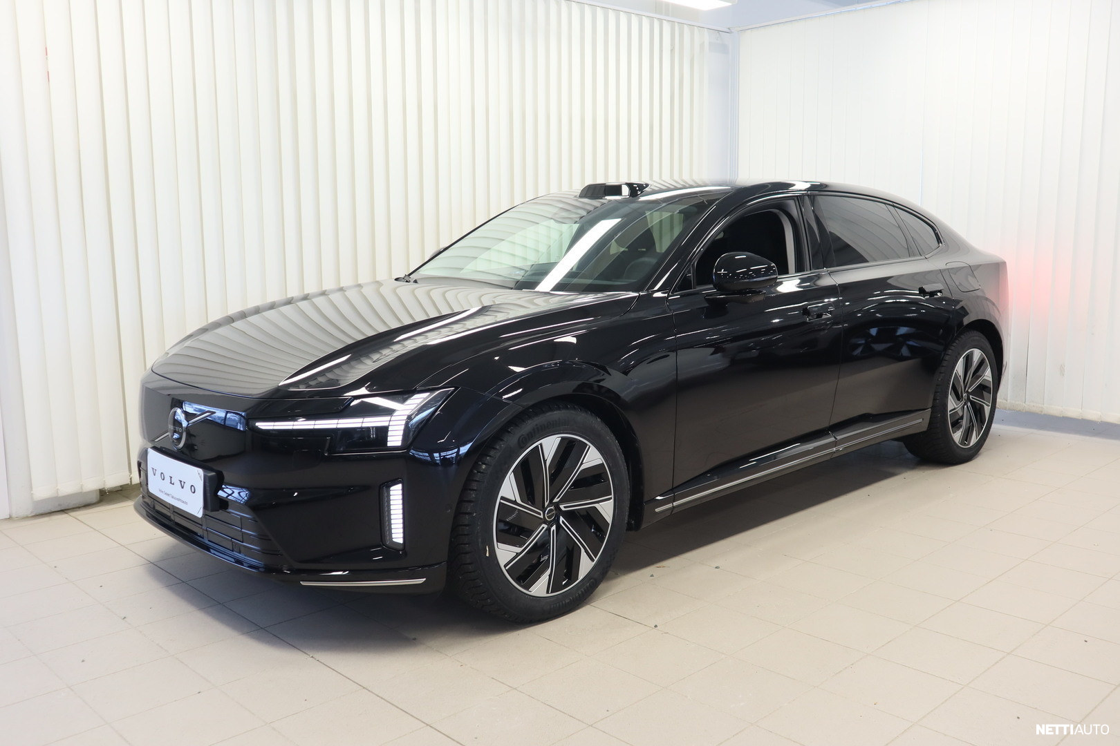 Volvo ES90