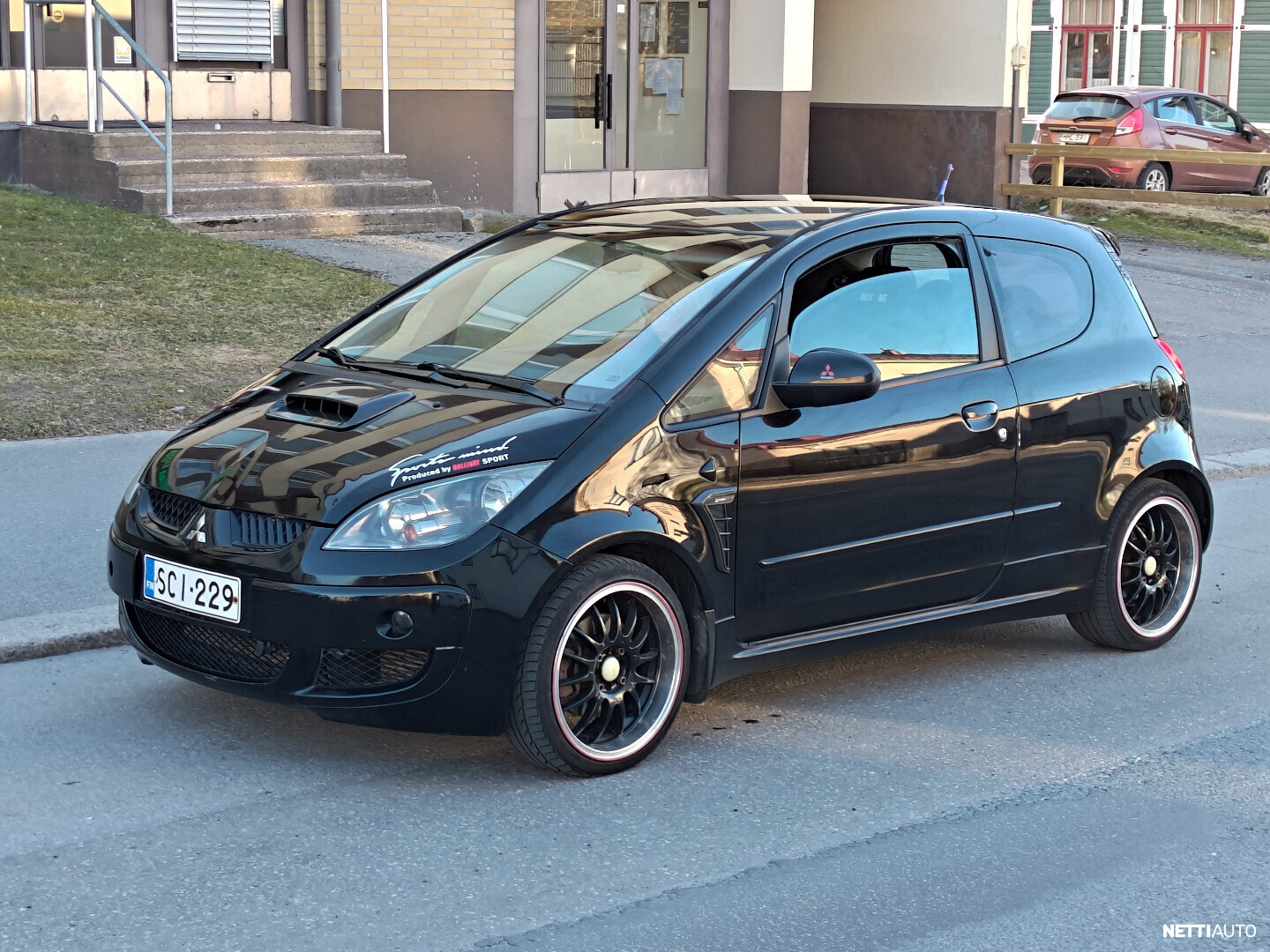 Mitsubishi Colt