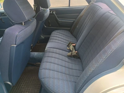 Mercedes-Benz 190 190E 1991, kuva 7/7