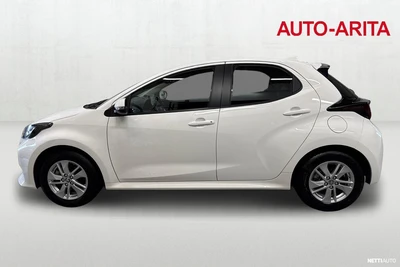 Toyota Yaris 1,5 Hybrid Active Plus 2022, photo 2/20