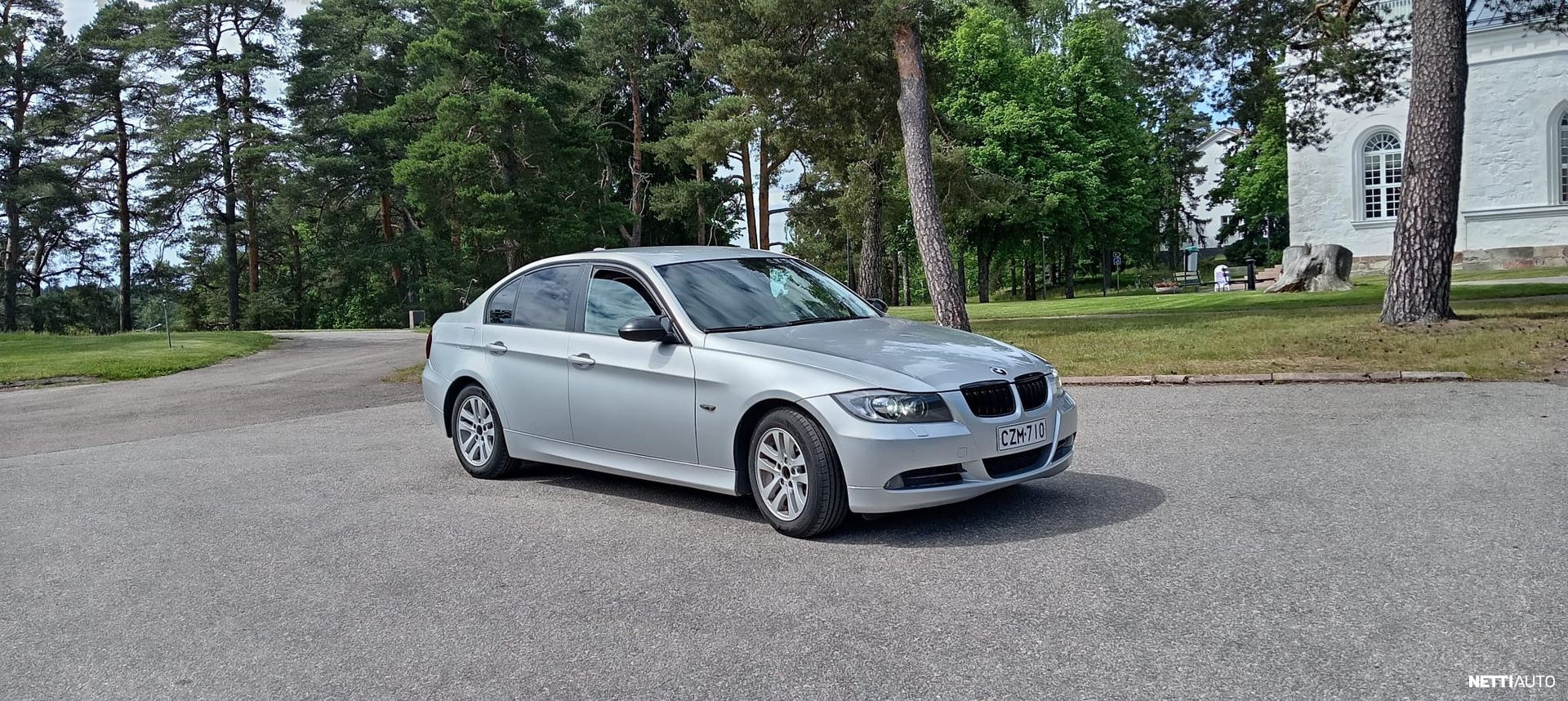 BMW 320