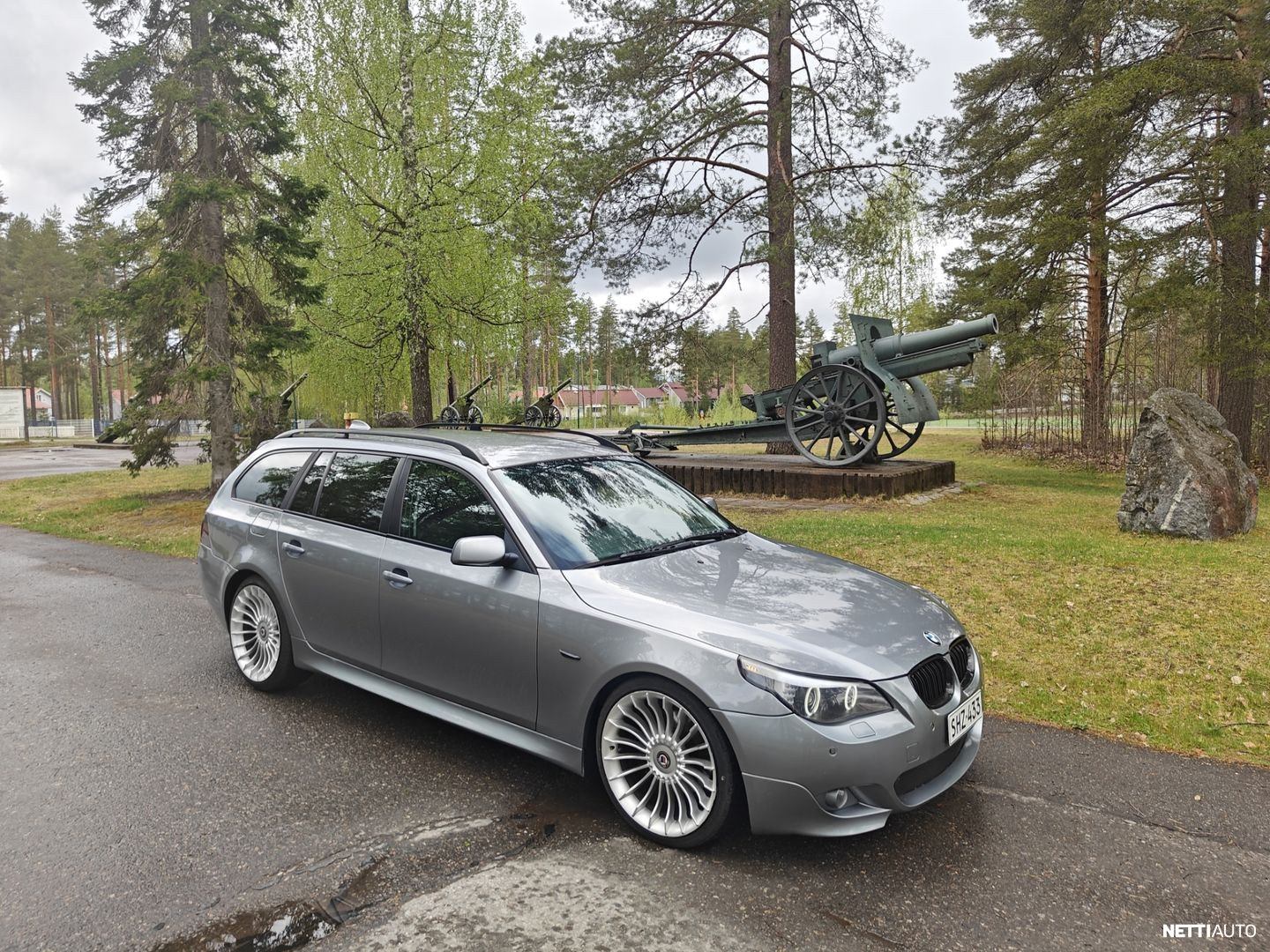 BMW 530