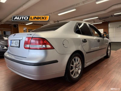 Saab 9-3 2.2 Tids Vector Sedan 2003, photo 4/10