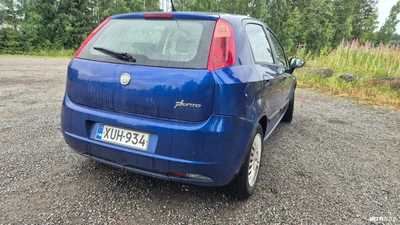Fiat Grande Punto 2007, photo 2/12