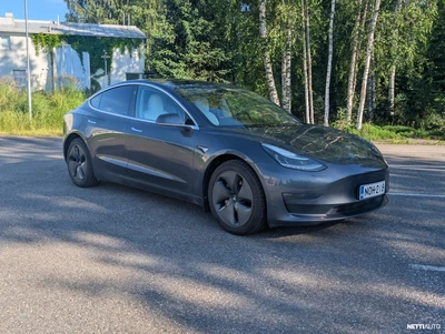 Tesla Model 3 Long-Range Dual Motor AWD 2019, kuva 1/19