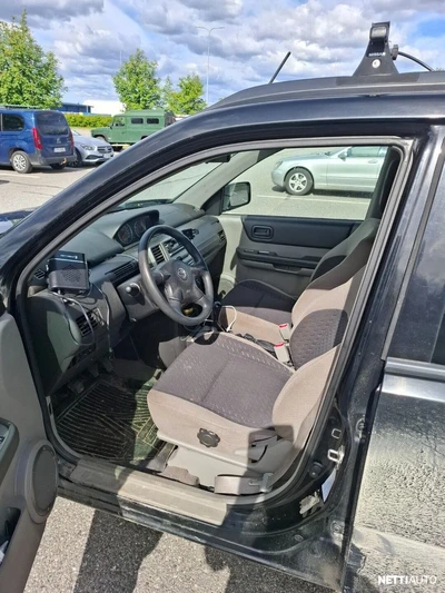 Nissan X-Trail 2006, kuva 3/6