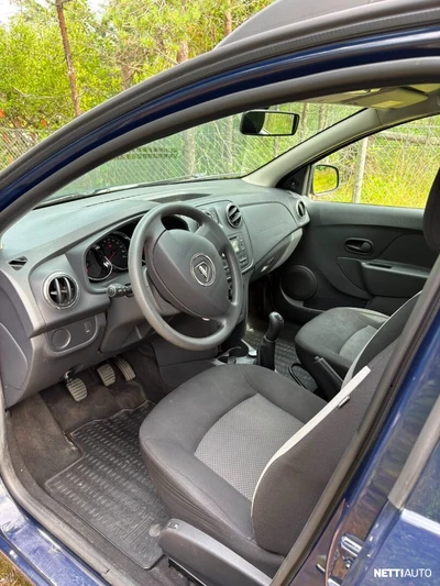 Dacia Logan MCV TCe 90 S&amp;S Jubileum 2015, kuva 5/15
