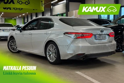 Toyota Camry 2,5 Hybrid Premium 2019, kuva 2/15