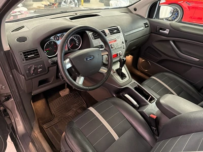 Ford Kuga 2012, photo 7/27