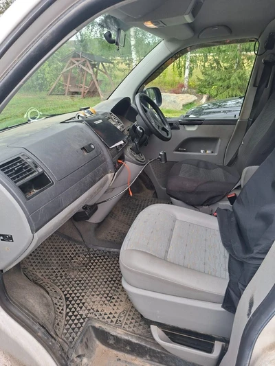 Volkswagen Transporter Ohjaus oikealla 2012, photo 6/7