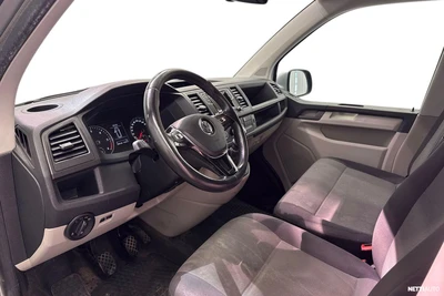 Volkswagen Transporter 2019, photo 6/19