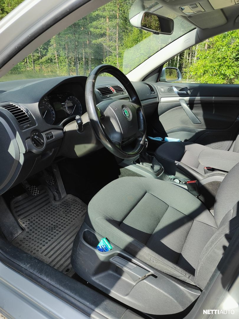 Skoda Octavia 2006, kuva 7/10