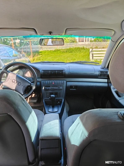Audi A4 1996, photo 6/9