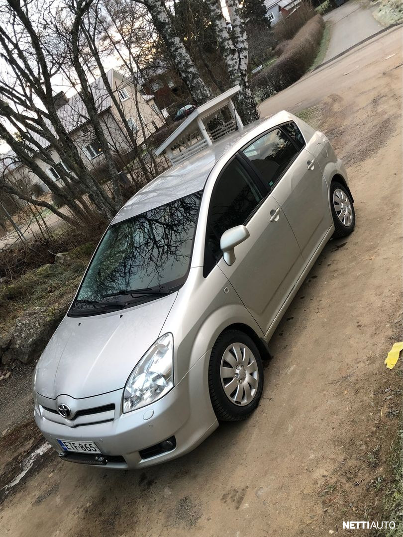 Toyota Corolla Verso