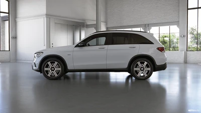 Mercedes-Benz GLC 2022, kuva 2/7