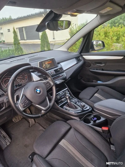 BMW 218 F46 Gran Tourer 218d A Business 2016, photo 5/12