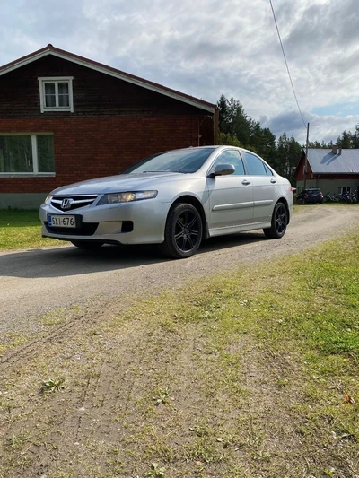 Honda Accord 2007, kuva 3/8