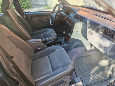 Volvo 940 2,3 T Classic SW 5d 1998, kuva 5/9