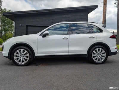 Porsche Cayenne 92A Diesel TipTronic 2016, kuva 2/9