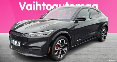 Ford Mustang Mach-E Standard Range AWD 2021, kuva 1/4