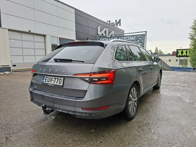 Skoda Superb 2023, kuva 3/9