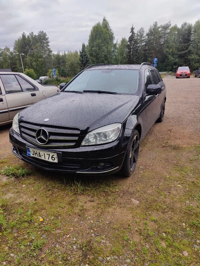 Mercedes-Benz C CDI Business 2008, kuva 1/7