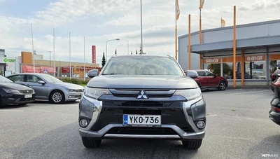 Mitsubishi Outlander PHEV 2016, photo 2/10