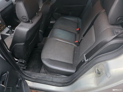 Opel Astra 2005, kuva 7/18