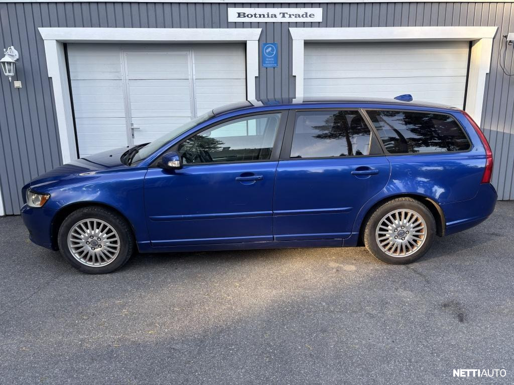 Volvo V50