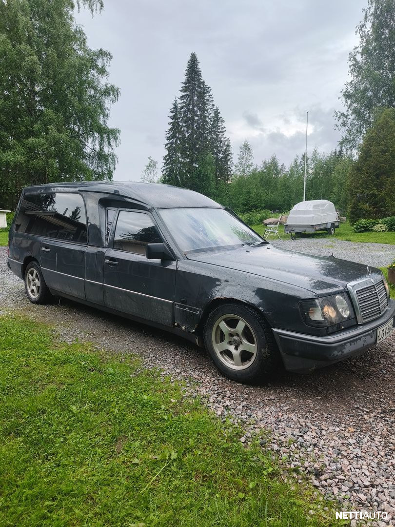 Mercedes-Benz 250