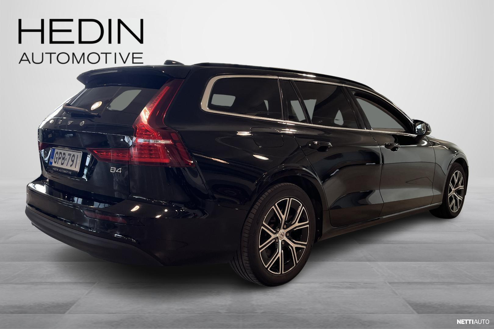 Volvo V60 2022, photo 2/26