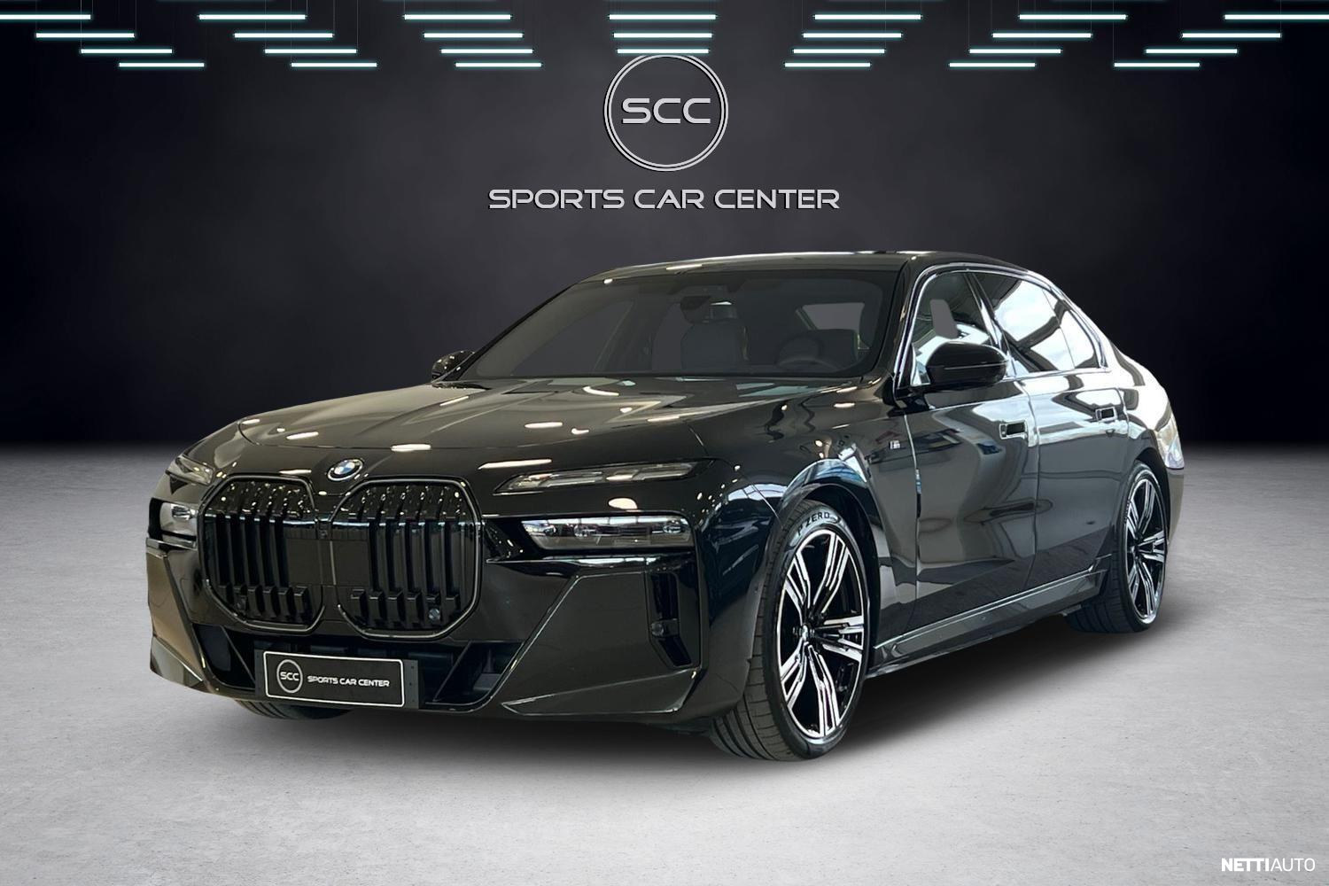 BMW i7