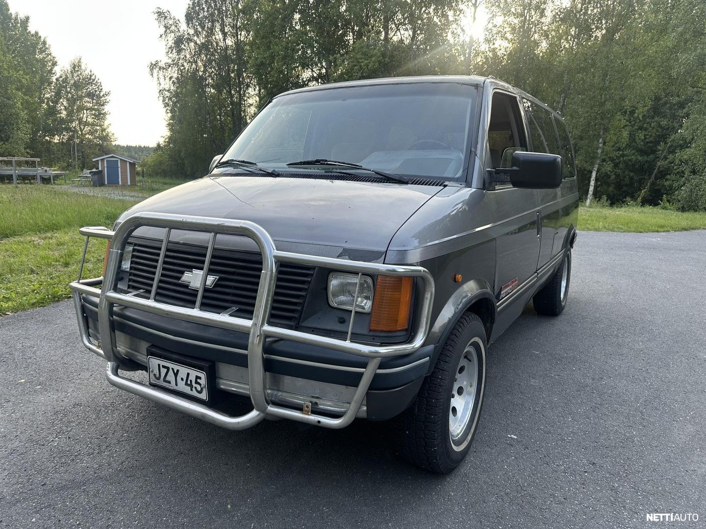 Chevrolet Astro