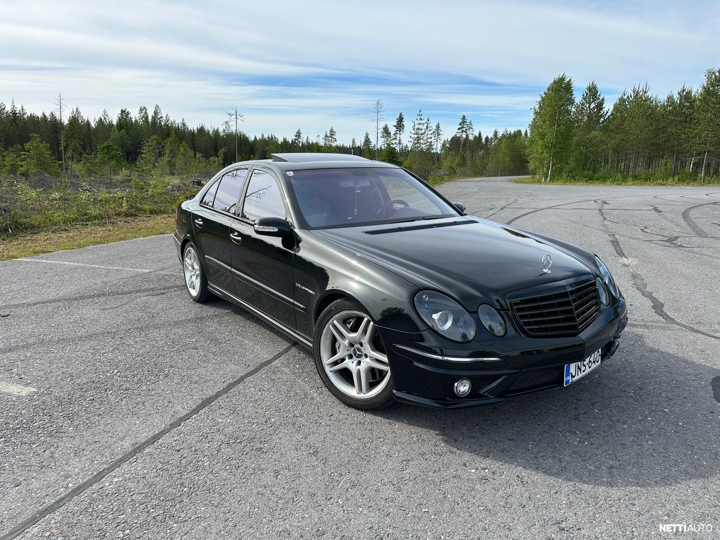 Mercedes-Benz E 55 AMG