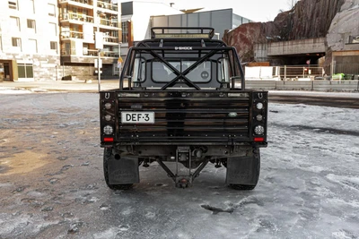 Land Rover Defender 2008, photo 6/23