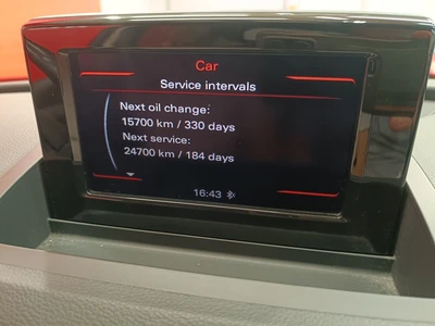 Audi Q3 2011, photo 1/28