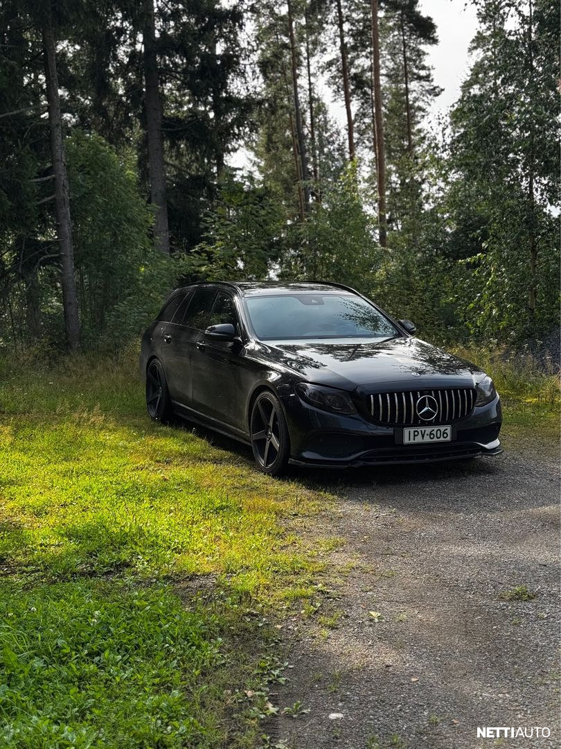 Mercedes-Benz E