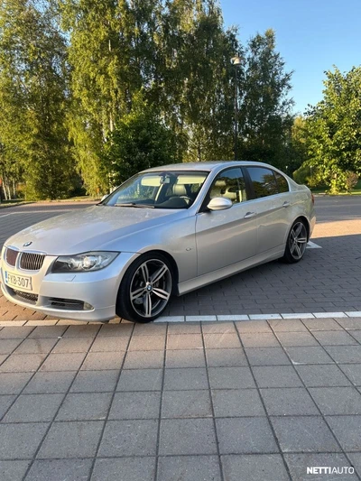 BMW 325 2007, photo 2/9