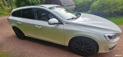 Volvo V60 2015, photo 3/16