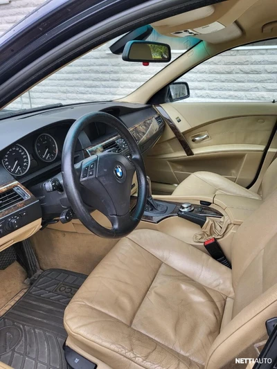 BMW 525 i 2004, photo 5/14
