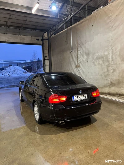 BMW 320 2009, kuva 2/10
