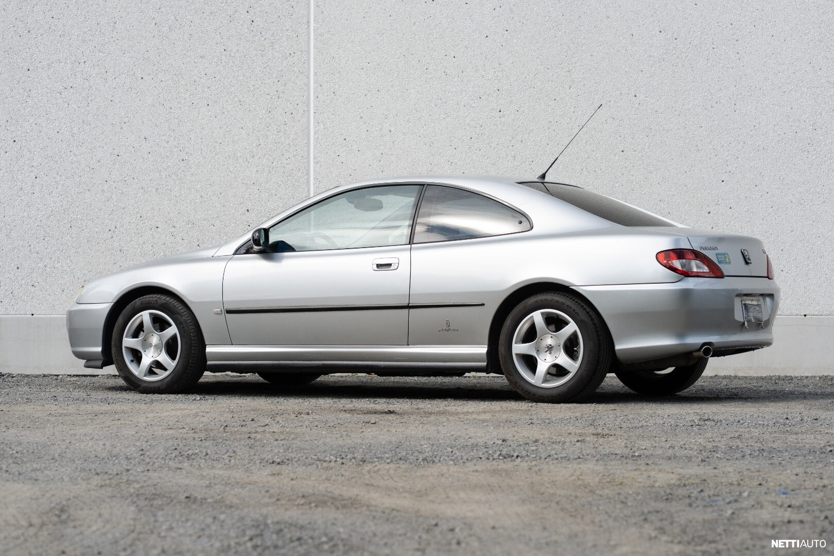 Peugeot 406