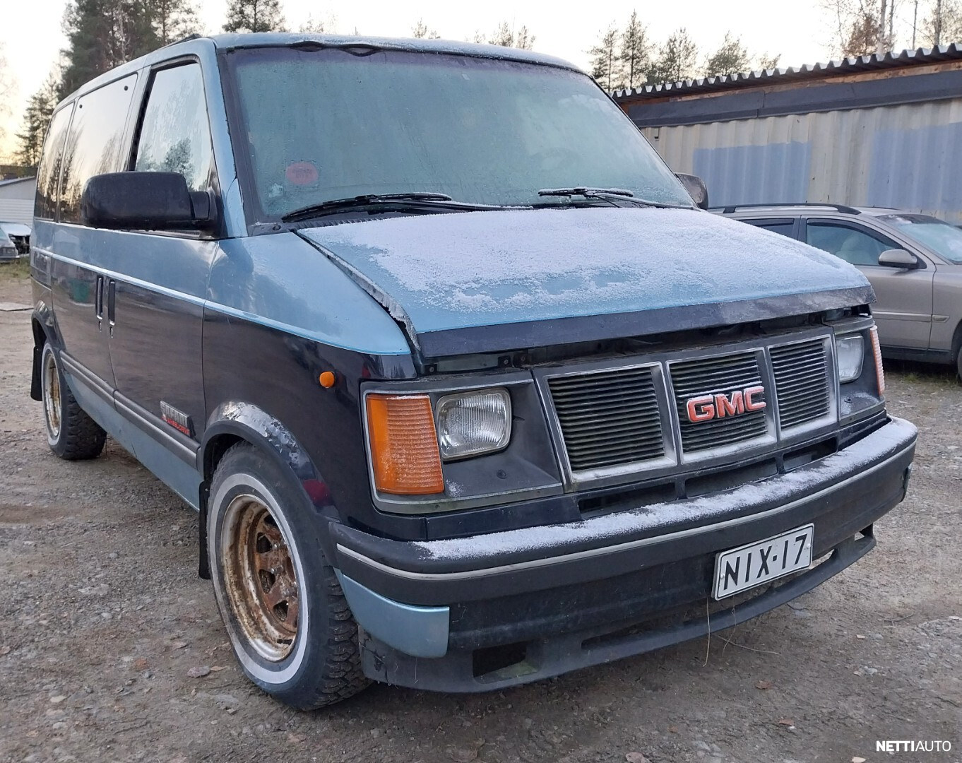 GMC Safari Van