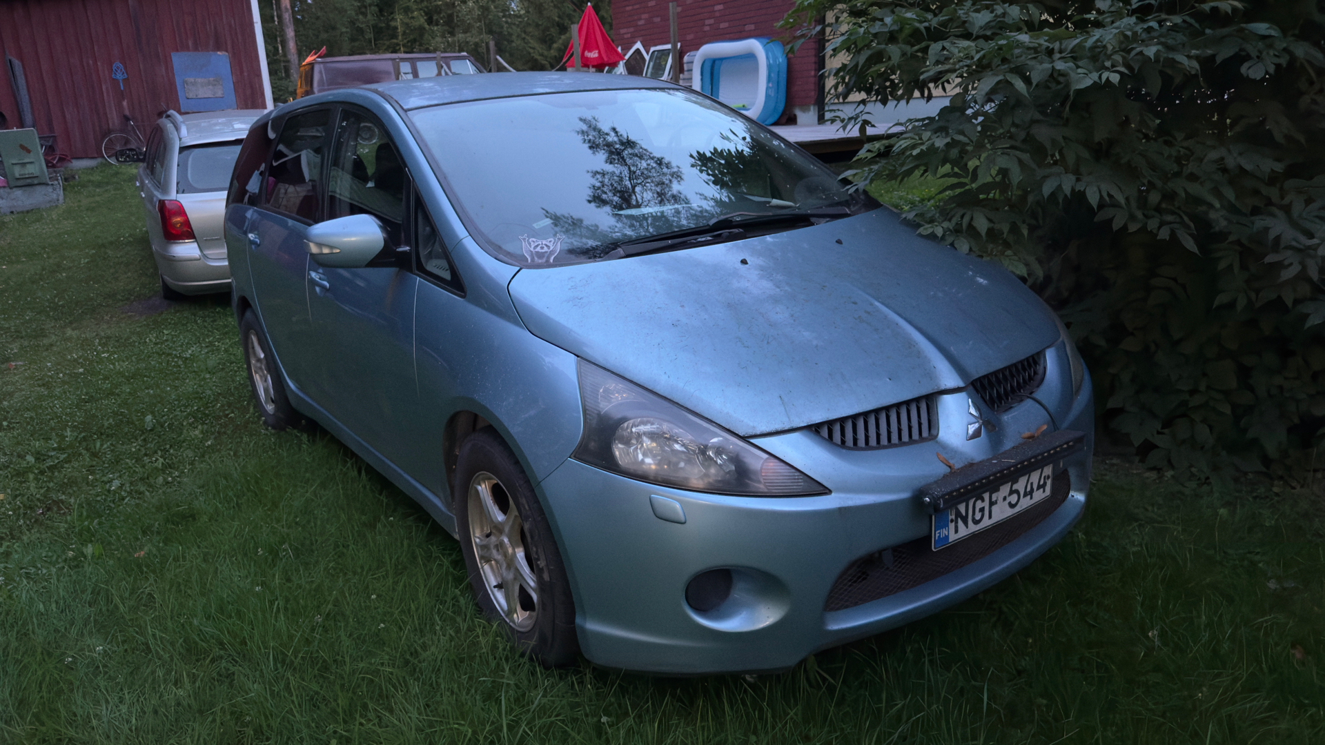 Mitsubishi Grandis