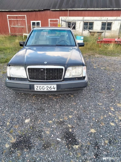 Mercedes-Benz 200 1995, photo 6/6