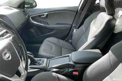 Volvo V40 Cross Country D2 Business aut 2013, kuva 3/9
