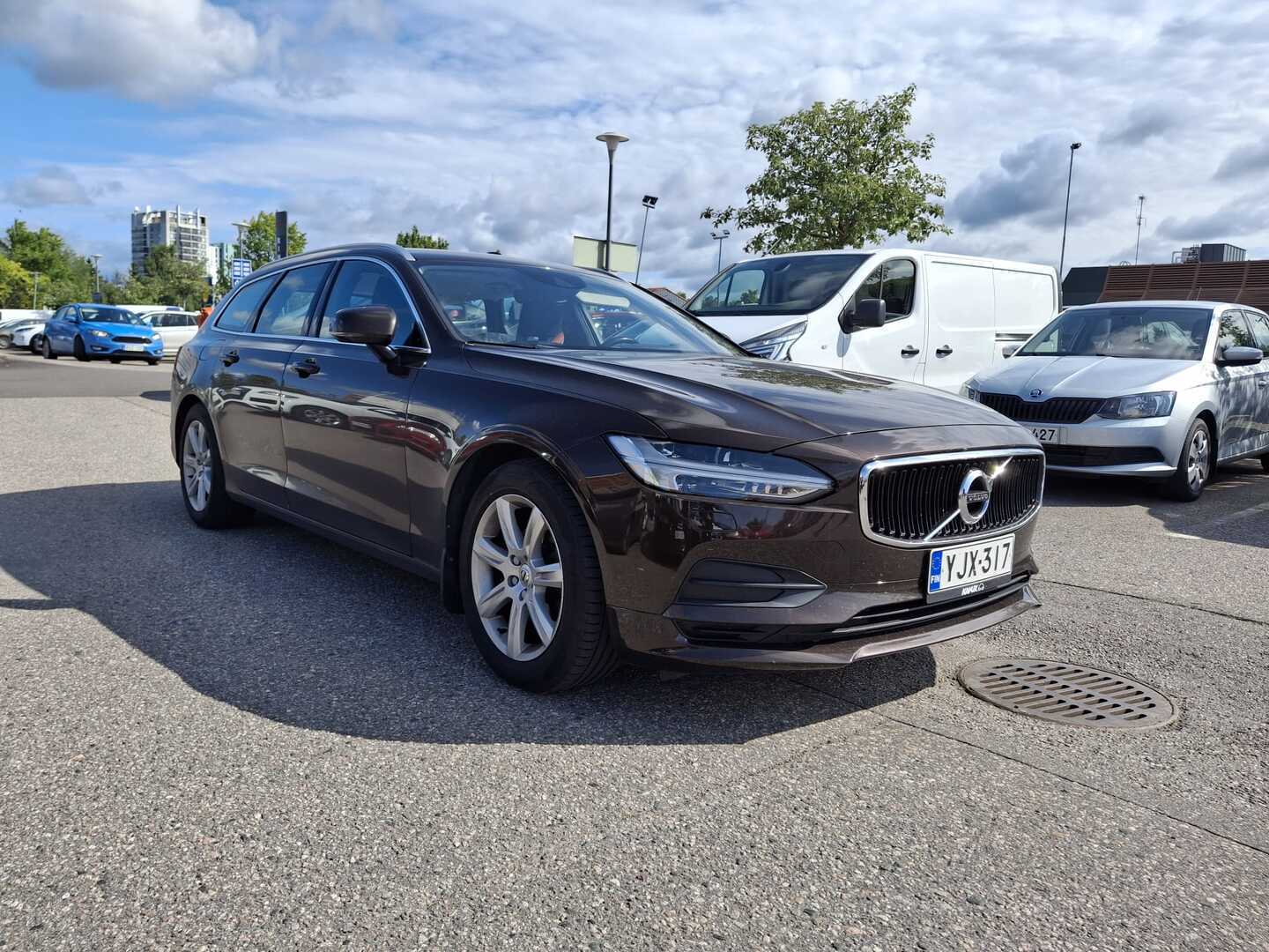 Volvo V90