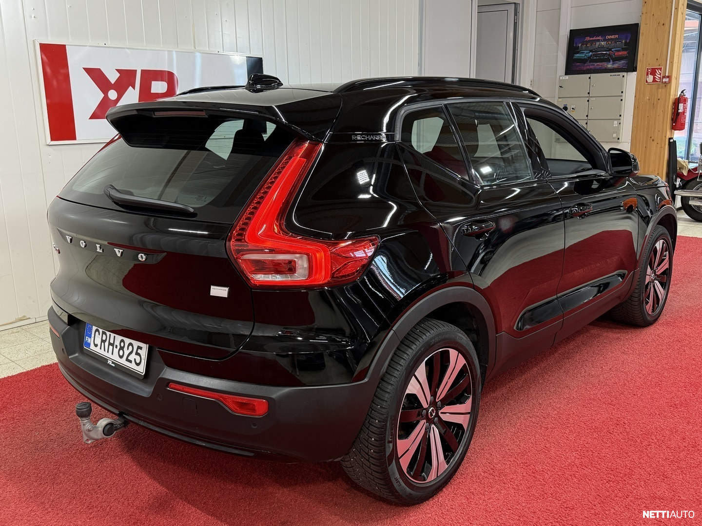 Volvo XC40 2023, photo 3/20